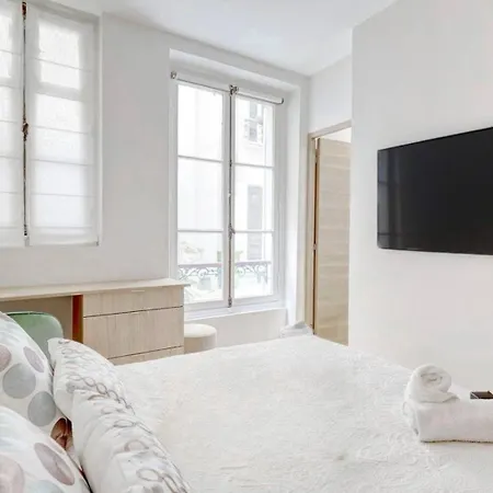 Cosy Aariana Near Eiffel Tower Apartamento Paris